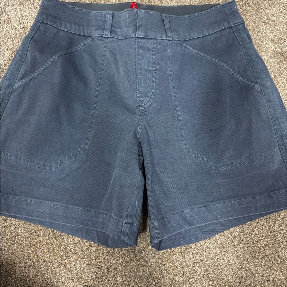 Spanx stretch twill shorts